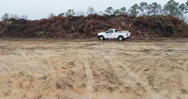 W Matthew Debris photo1223