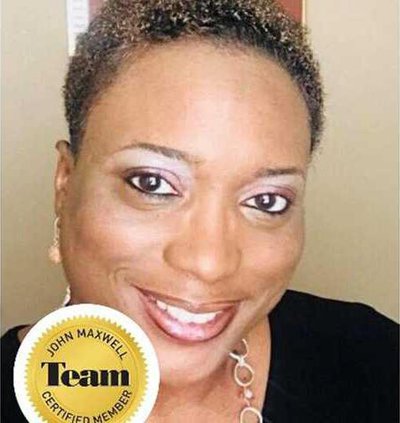 Gloria Strauthers Web