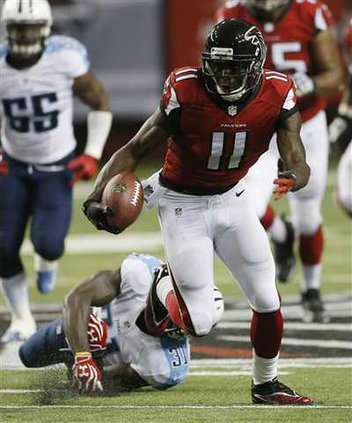 Titans Falcons Footba Heal WEB