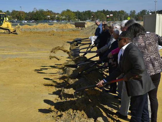 W 111517 OTC GROUNDBREAKING 01