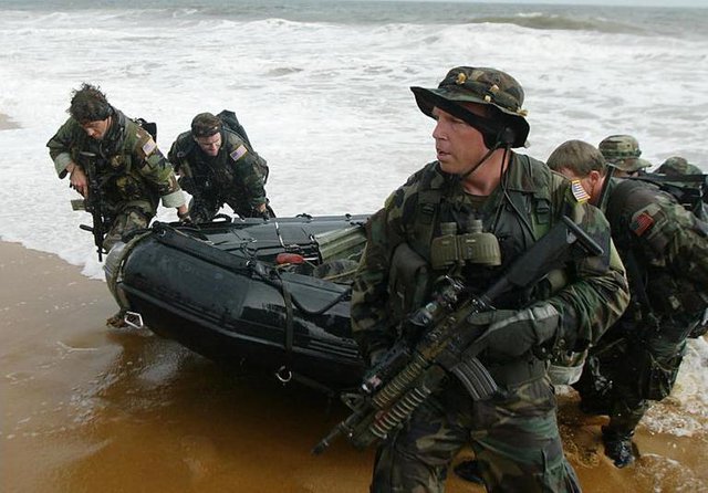 Green beret enlistment bonus clearance