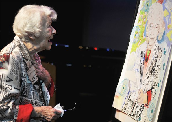 Roxie Photo Lead.jpg