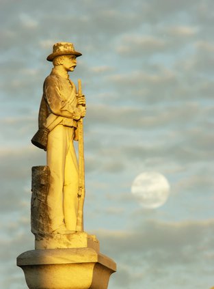 CONFEDERATE MEMORIAL_01.jpg