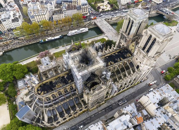 Notre Dame photo.jpg