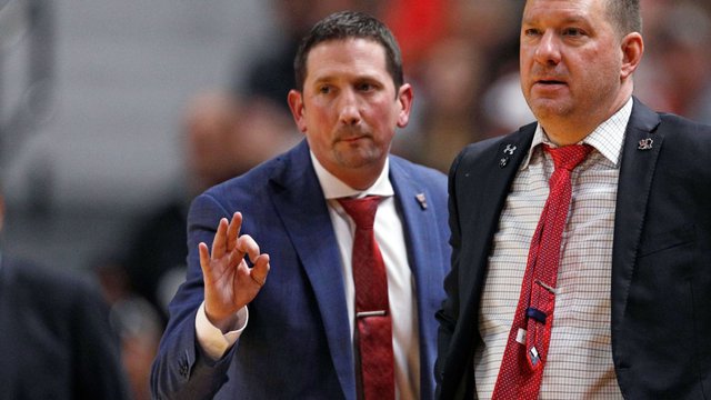 Burg takes over men's basketball program - Statesboro Herald