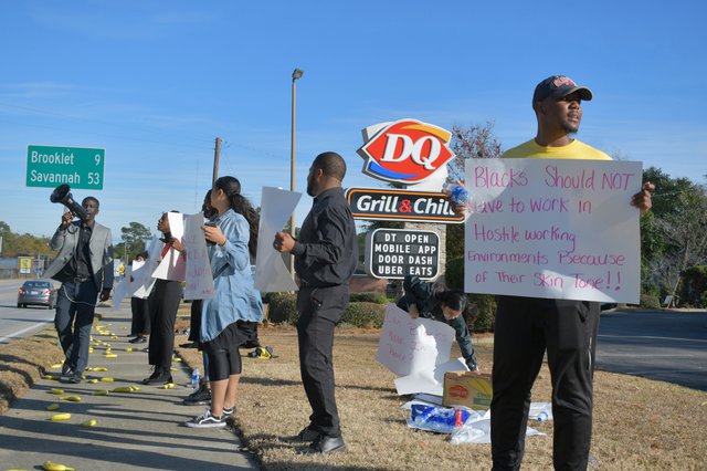 Group protests reported 'monkey' remarks by local DQ shift leader - Vimarsana News