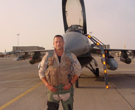 books-colonel_hampton_iraq_war.jpg