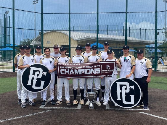 RHHS standouts starring for travel ball Vipers