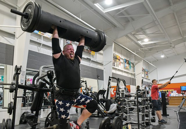 Despite Rare Condition Boro Man Enters Strongman Games Statesboro Herald