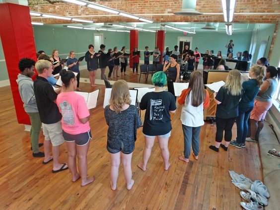 Harper conducts