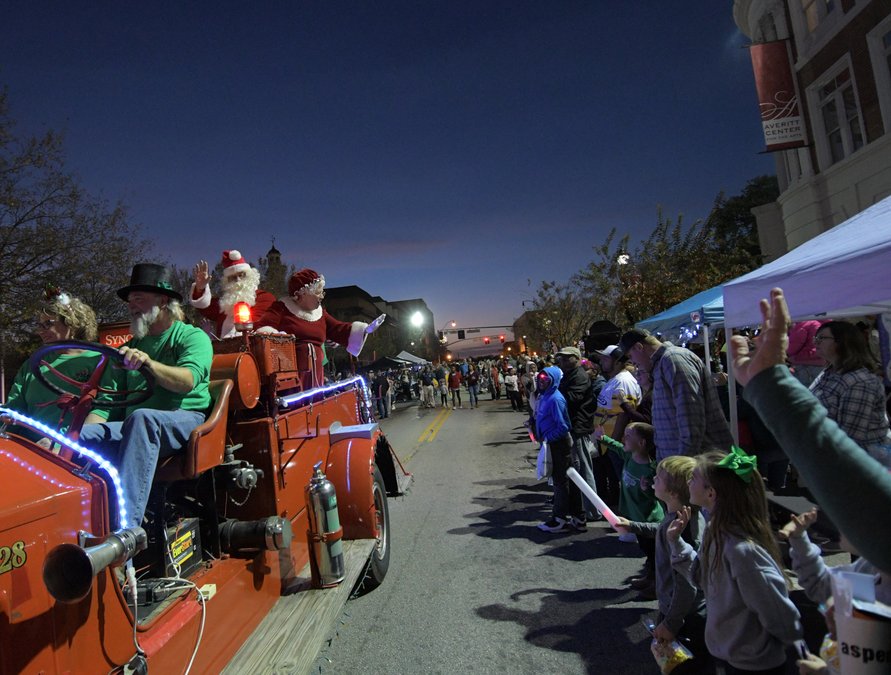 Statesboro Downtown Christmas Holiday Celebration Statesboro Herald