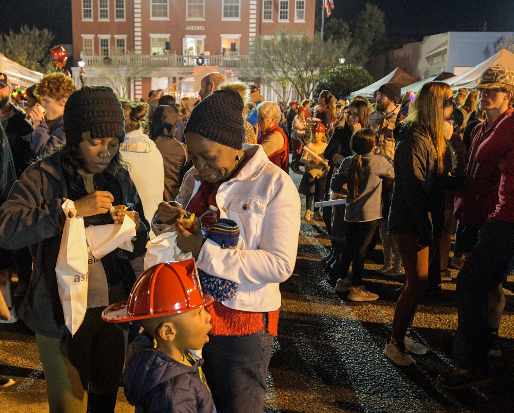 Statesboro Downtown Christmas Holiday Celebration Statesboro Herald