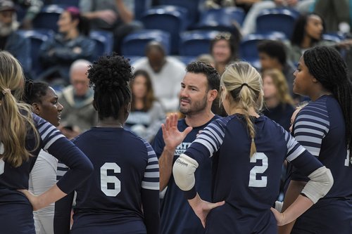 101823_SHS_VOLLEYBALL_05.jpg