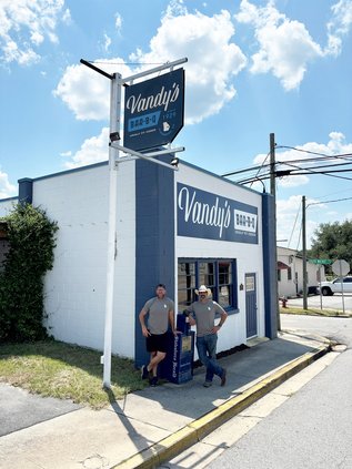 Vandy's on Vine reopening