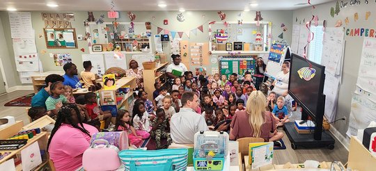 Sharing a love of reading with Kid's World kids