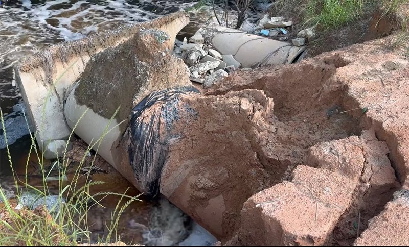 Country Club Road bridge damage