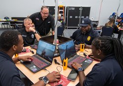 080525_EMERGENCY_RESPONSE_TRAINING_01.jpg