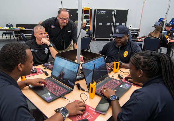080525_EMERGENCY_RESPONSE_TRAINING_01.jpg