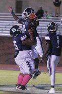 101824_SHS_FOOTBALL_01 w.jpg
