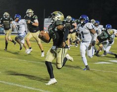 111524_BA_FOOTBALL_09 w.jpg