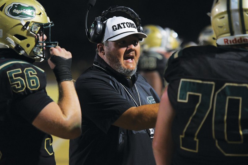 BA_FOOTBALL_102524_627 w.jpg