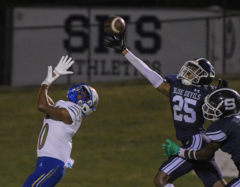 092024_SHS_FOOTBALL_01 w.jpg