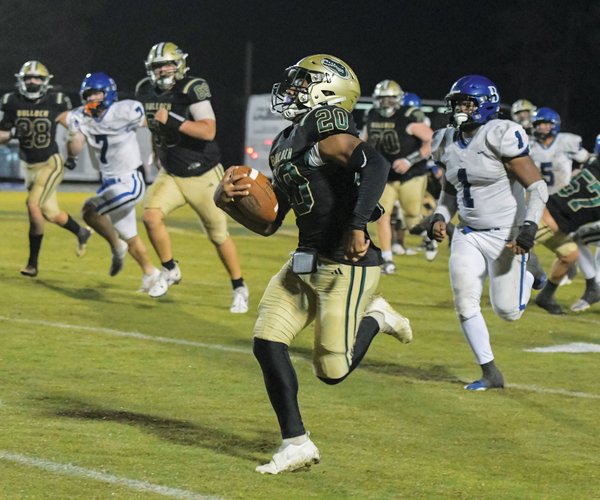 111524_BA_FOOTBALL_09 w.jpg