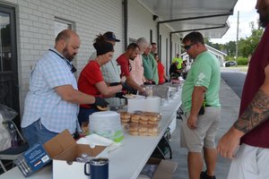 9/11 lunch photo