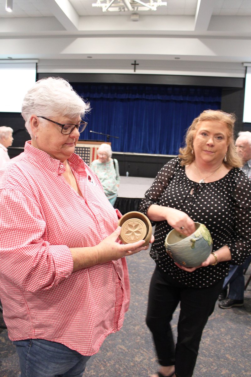 Antiques + Sisters ++.jpg