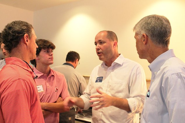 Carr visits Statesboro