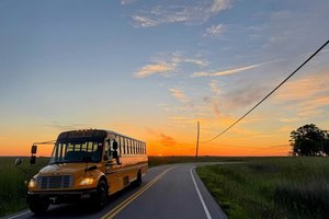 Bus driver, instructor earns acclaim for photograph