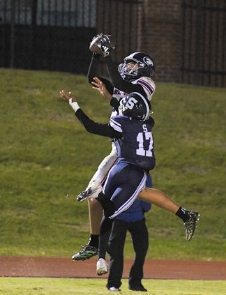 103125_SHS_FOOTBALL_06.jpg