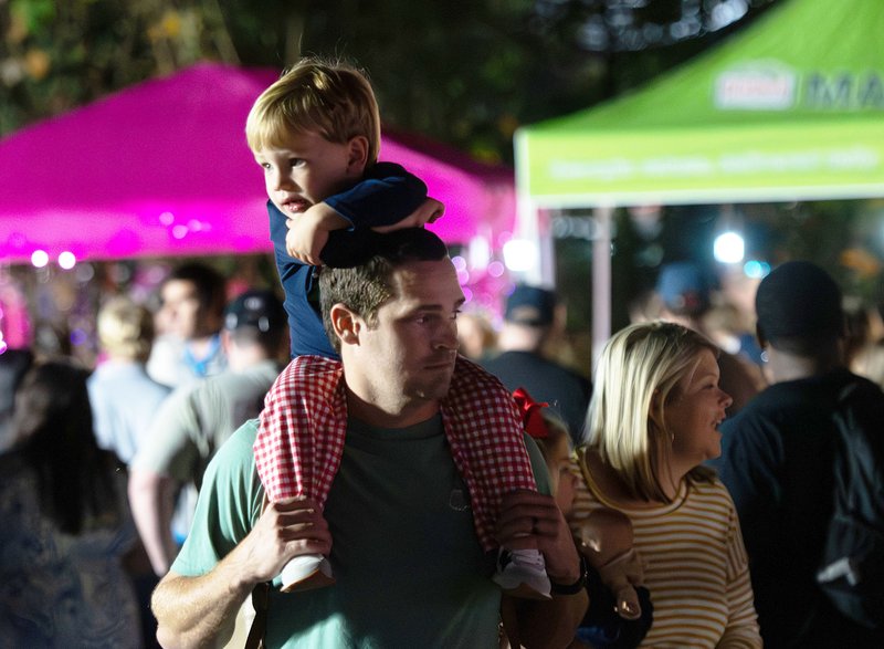 Shopping by Lantern Light 2025