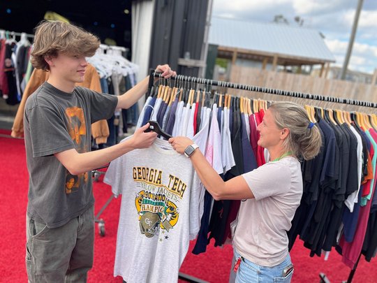 Brantley Simmons — Market brings 'vintage' thrifting to the Boro