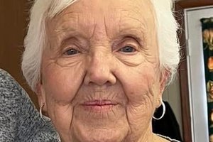 Betty Deal Nesmith Whitaker