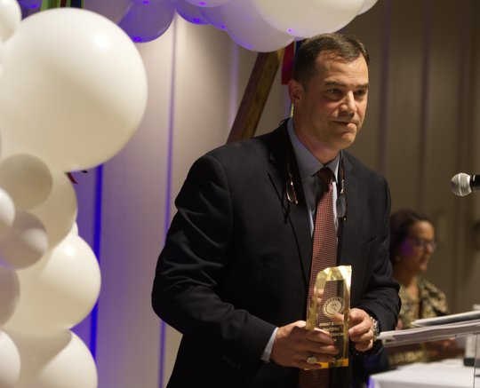 Chamber honors Dr. Don Aaron, everybody’s team doctor, with Lifetime Achievement prize