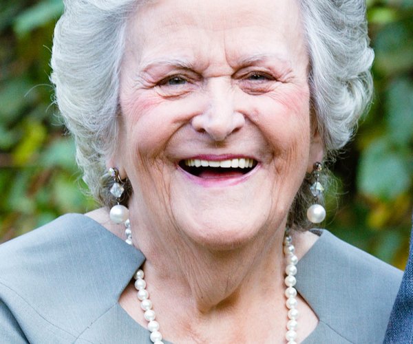 Mrs. Margaret Helen Stalcup