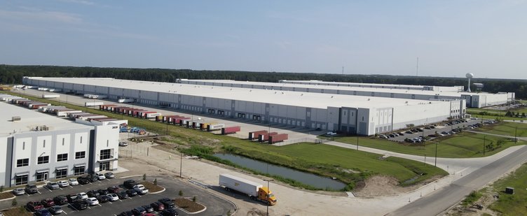 Data Centers vs. Warehouse