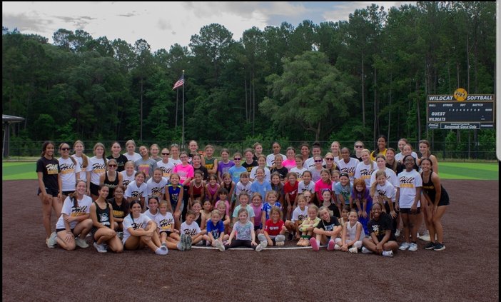 softball photo 2