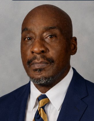 Mr. Daniel Davis Jr.
