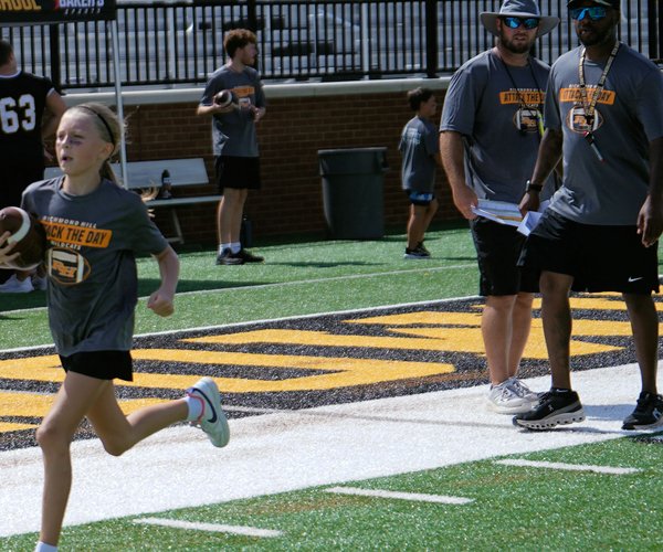 RHHS hosts football skills camp for kids