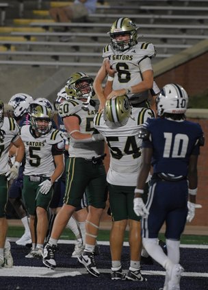 081625_BA_PORTAL_FOOTBALL_01.jpg