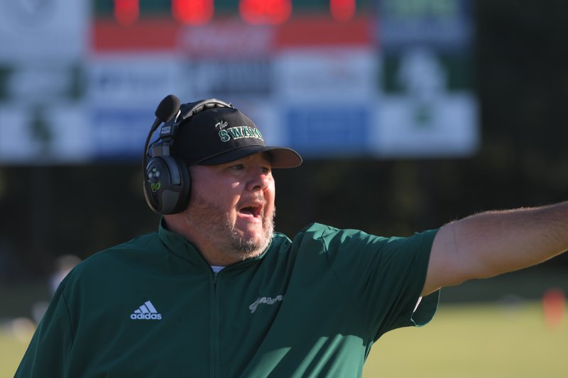 BA_FOOTBALL_082625_071.jpg
