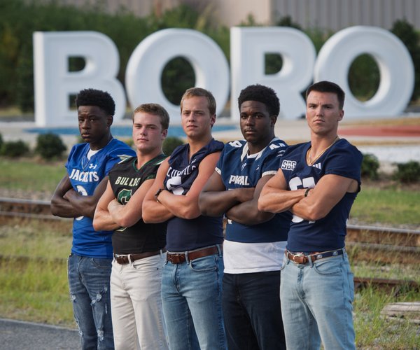 DB_2026_FOOTBALL_01 w.jpg