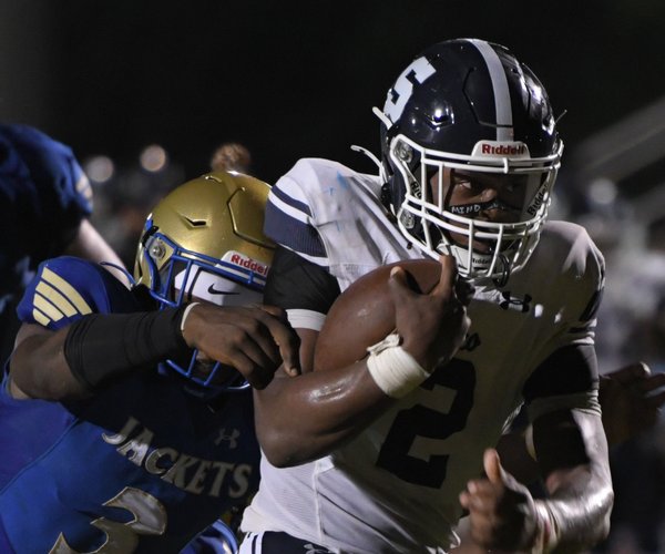 082126_SEB_SHS_FOOTBALL_01.jpg