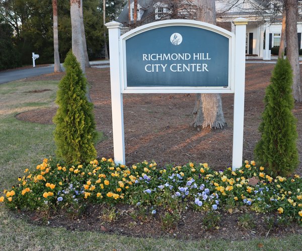 richmond hill city center sign