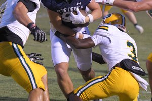 090525_SHS_FOOTBALL_07.jpg